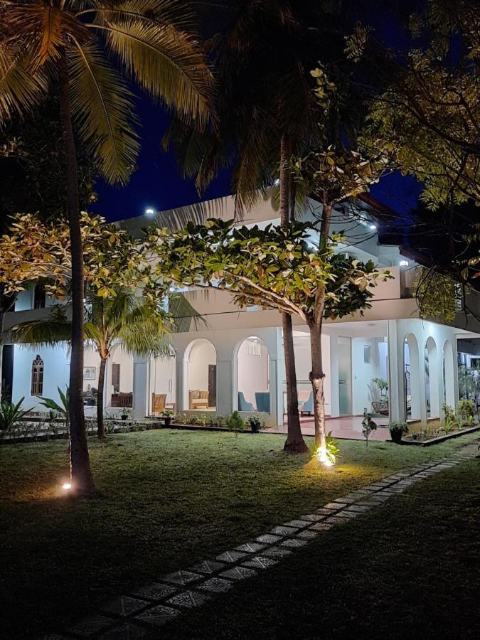 Blue Sand Beach Resort Trincomalee Exterior photo