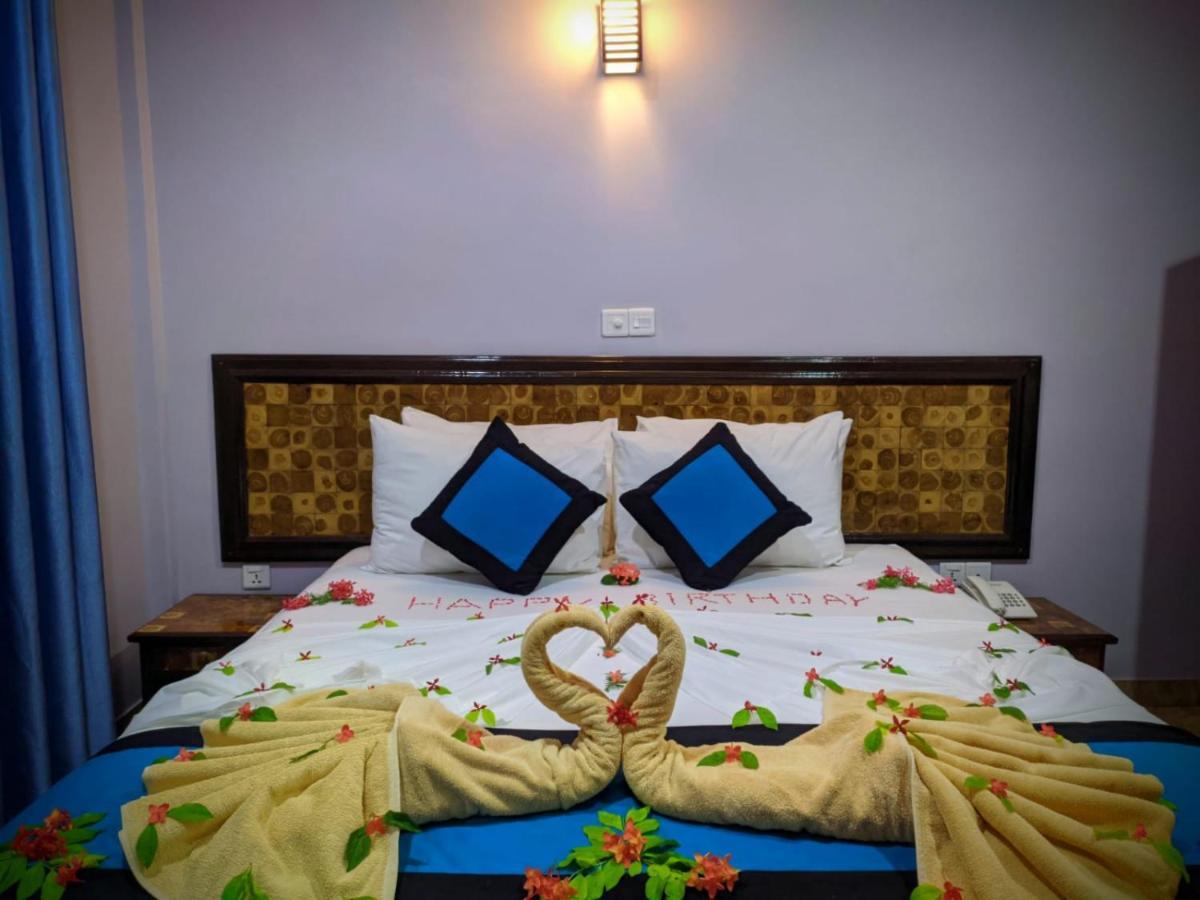 Blue Sand Beach Resort Trincomalee Exterior photo
